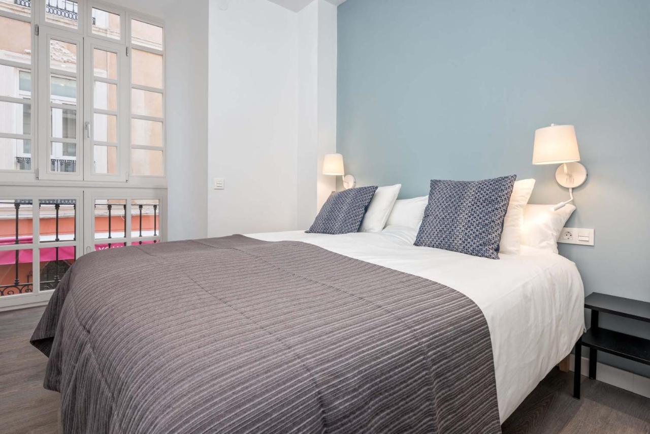 Merced Suites In Malaga By Solaga Holiday Homes Zewnętrze zdjęcie