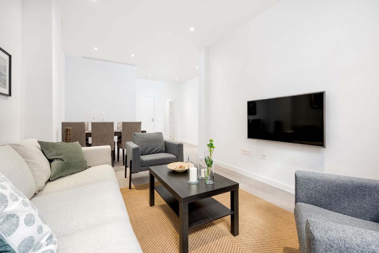 Merced Suites In Malaga By Solaga Holiday Homes Zewnętrze zdjęcie