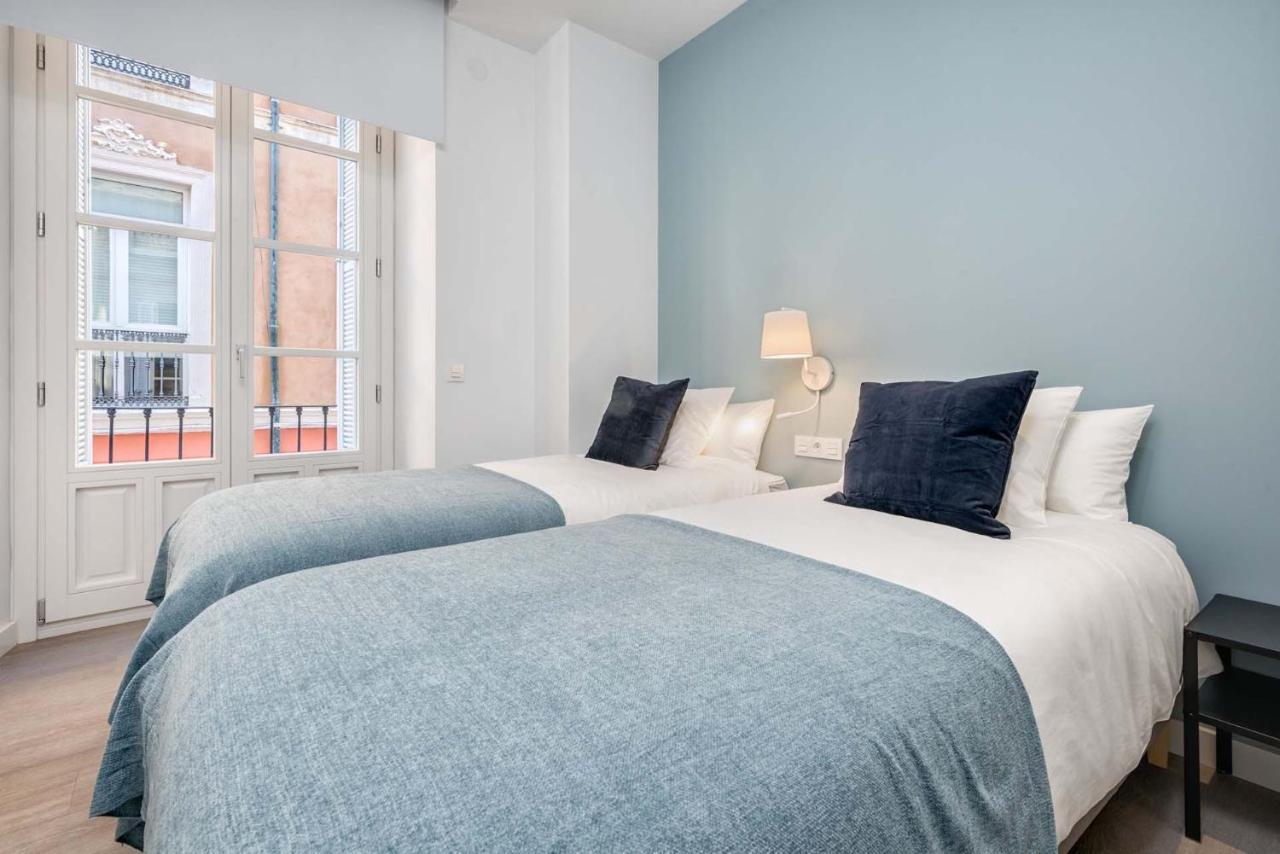 Merced Suites In Malaga By Solaga Holiday Homes Zewnętrze zdjęcie