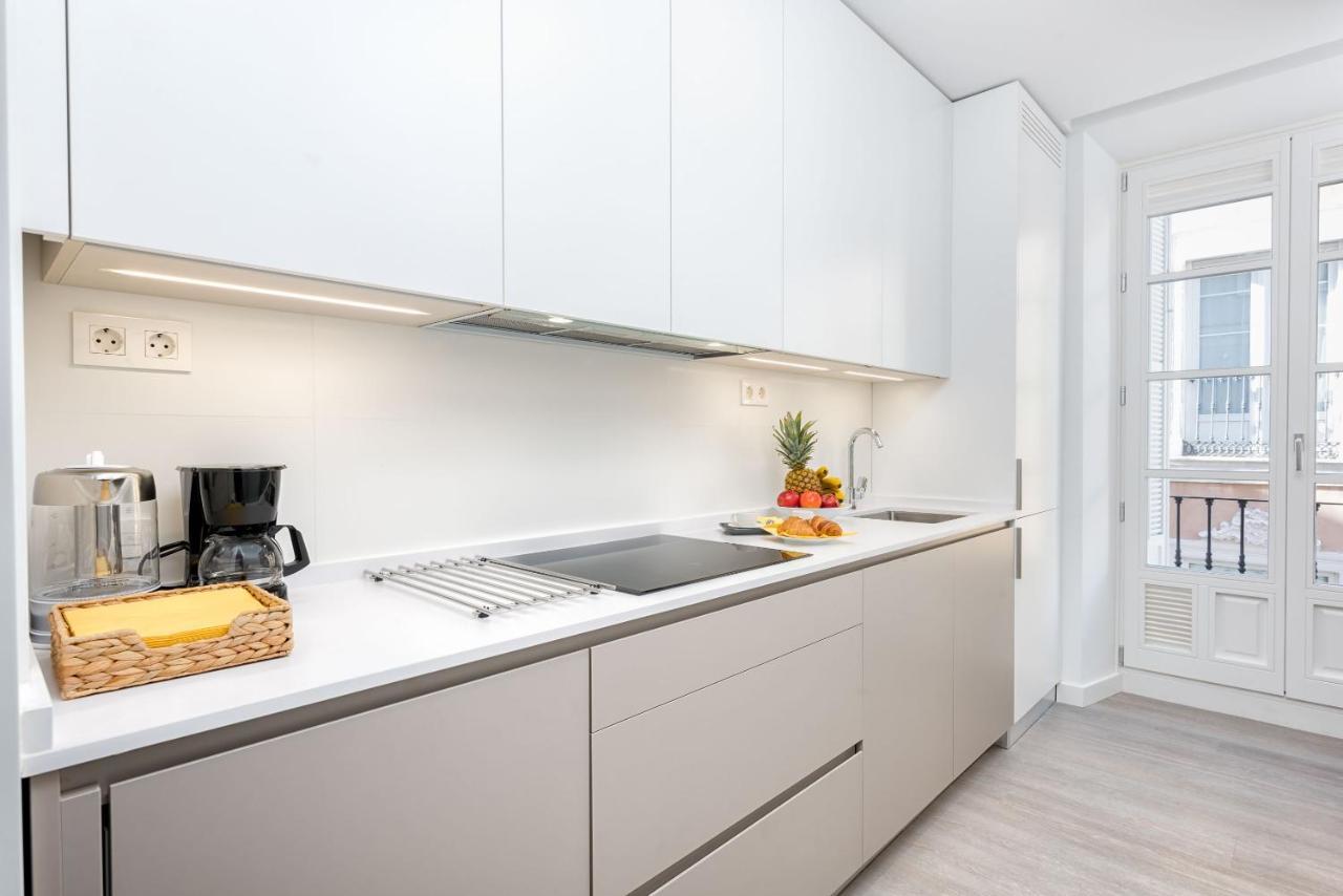 Merced Suites In Malaga By Solaga Holiday Homes Zewnętrze zdjęcie