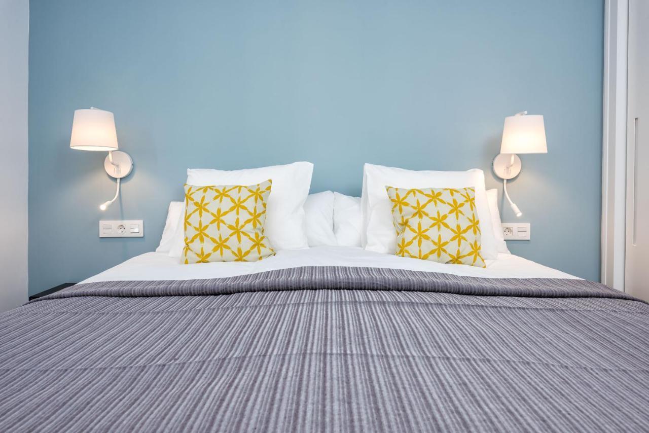 Merced Suites In Malaga By Solaga Holiday Homes Zewnętrze zdjęcie